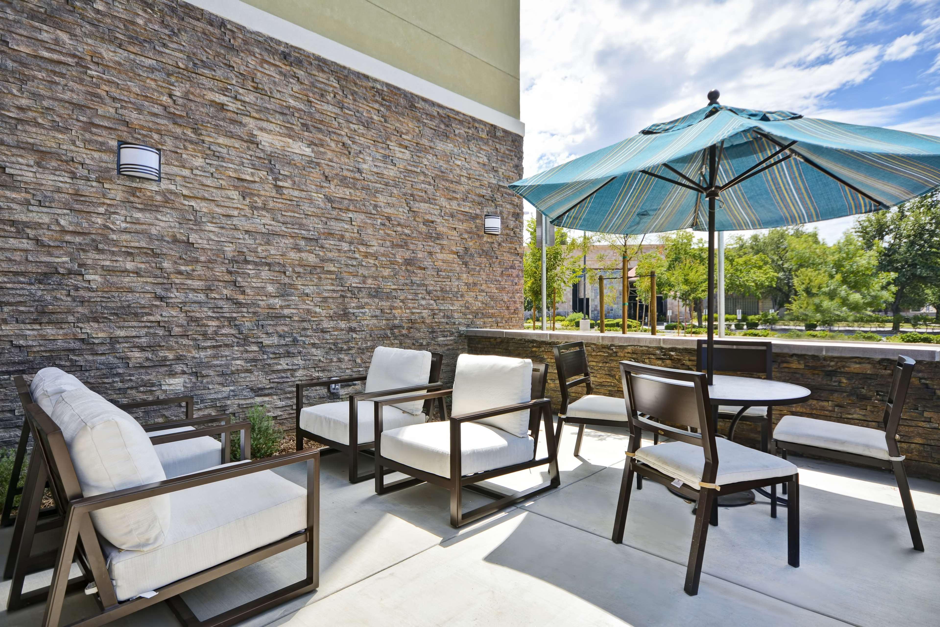 Hyatt Place Fresno Zewnętrze zdjęcie